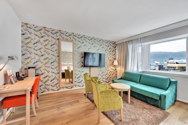 トーン ホテル ポーラー