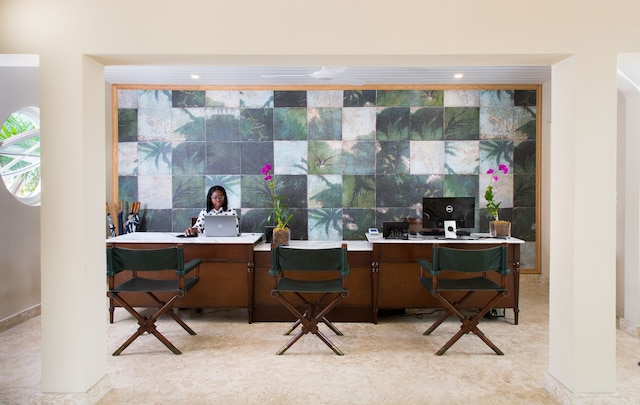 カーテン ブラフ リゾート オールインクルーシブ