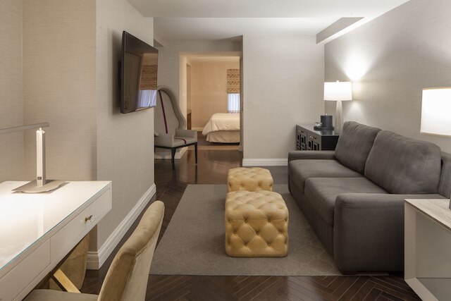 ザ マンハッタン クラブ