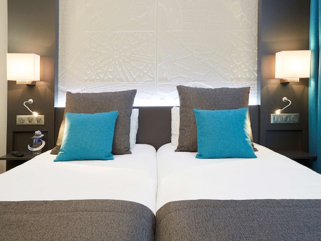 オテル キリヤード パリ ブゾン - ラ デファンス