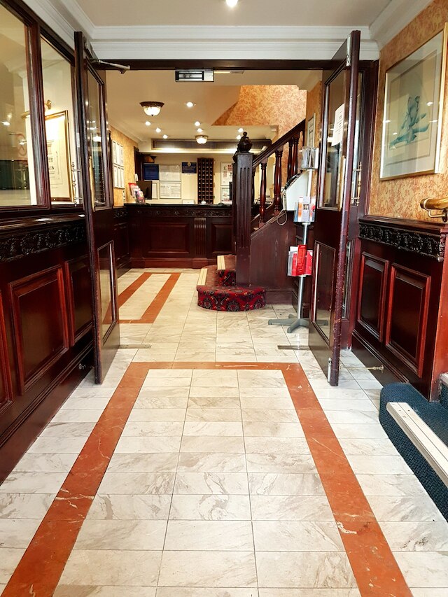 ジ アシュリー ホテル