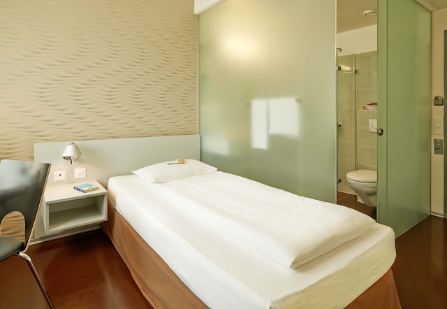 ソレル ホテル アドール