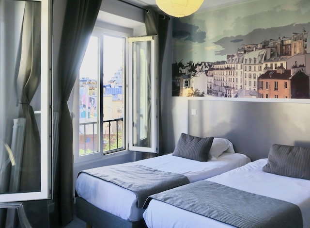 ホテル オデッサ モンパルナス