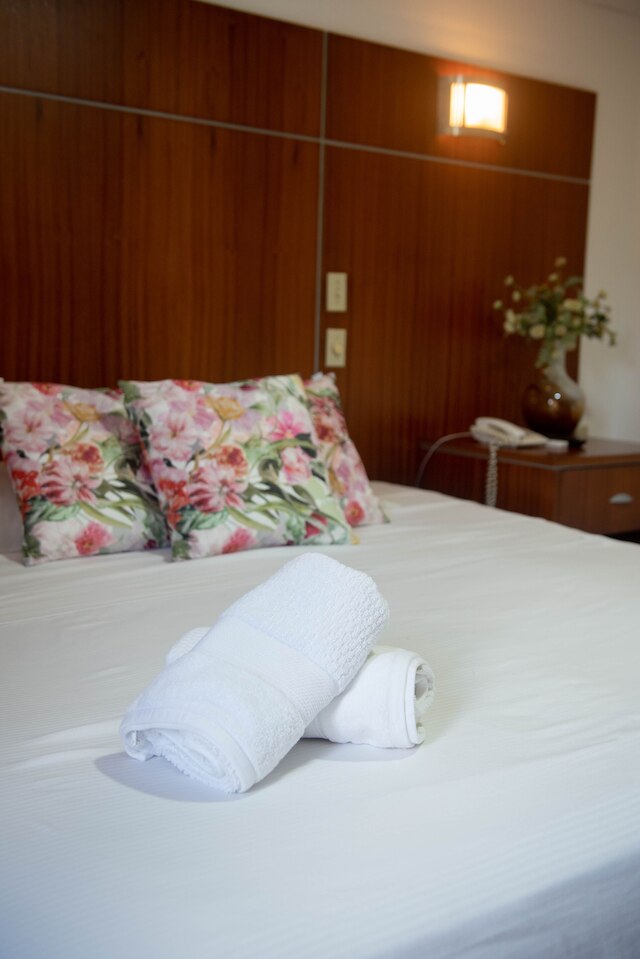 ラ クレスタ イン