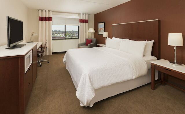 フォー ポインツ バイ シェラトン ボストン ローガン エアポート リビア