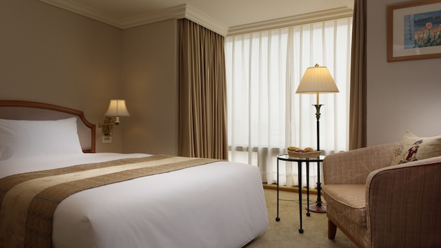 ハン シエン インターナショナル ホテル (寒軒國際大飯店)