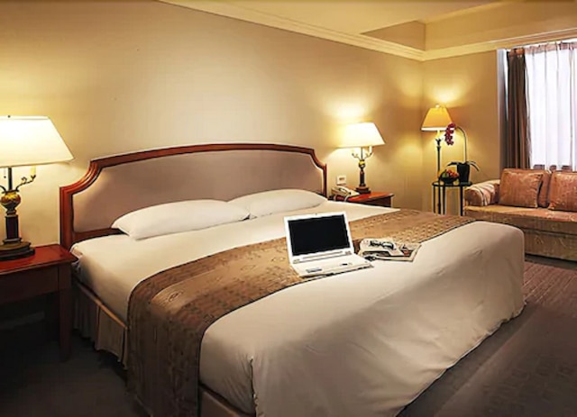 ハン シエン インターナショナル ホテル (寒軒國際大飯店)