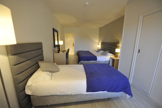 ホテル プエルタ ドゥ セゴビア