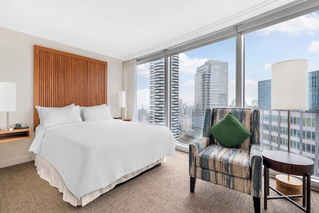 エンバーク バンクーバー