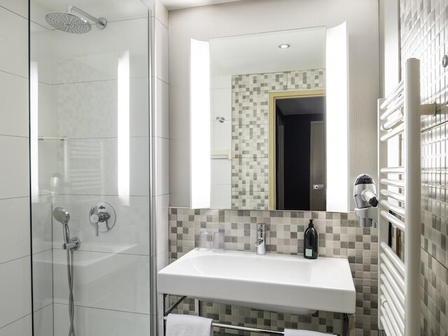 アパートホテル アダージョ ラ デフェンス エスプラナード