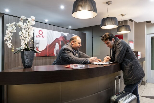 アパートホテル アダージョ ラ デフェンス エスプラナード