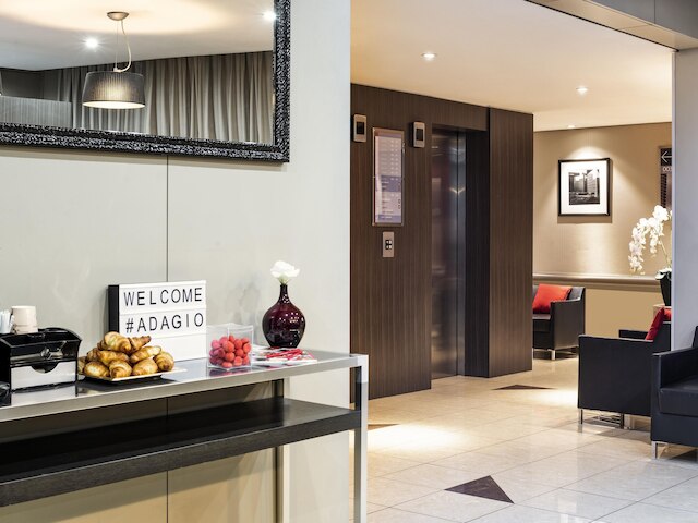 アパートホテル アダージョ ラ デフェンス エスプラナード