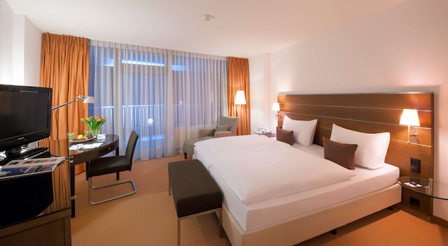 ドリント アン デア コングレスホール アウグスブルク