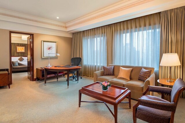 ザ ホンター ホテル ラグジュアリー コレクション ホテル上海 (上海红塔豪华精选酒店)