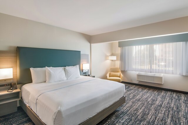 アワーグラス ホテル トレードマークコレクション by ウィンダム