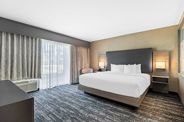 アワーグラス ホテル トレードマークコレクション by ウィンダム