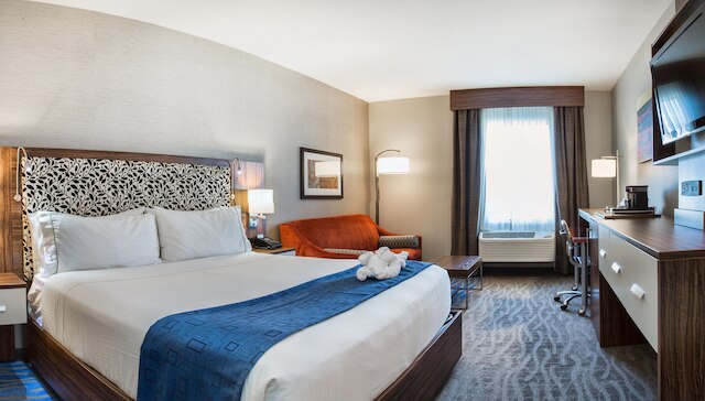 ホリデイ イン エクスプレス レッドウッドシティ-セントラル by IHG