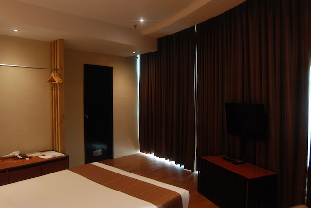 ザ・ゴールデン・ピーク・ホテル＆スイーツ・パワード・バイ・ココテル