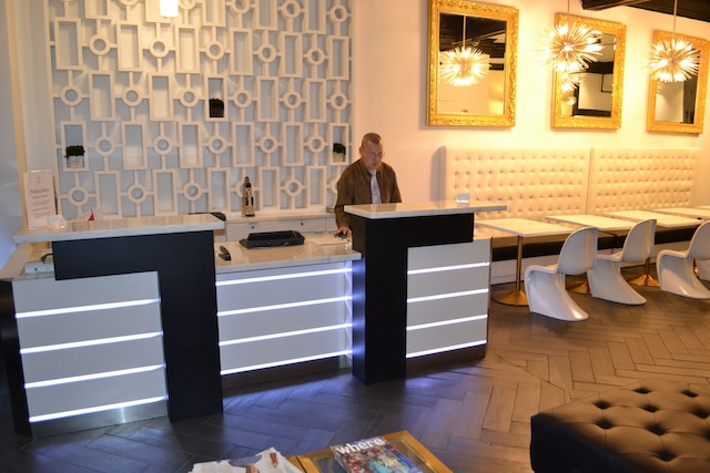 アダンテ ホテル