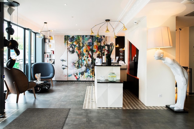 ベストウェスタン プラス オーシャン バティニョール