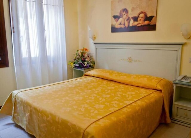 ホテル フロリダ