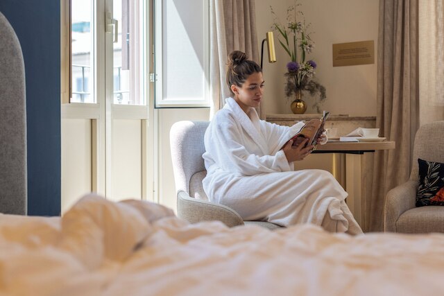 9 ホテル チェサリ