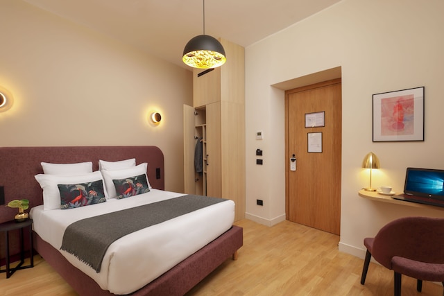 9 ホテル チェサリ