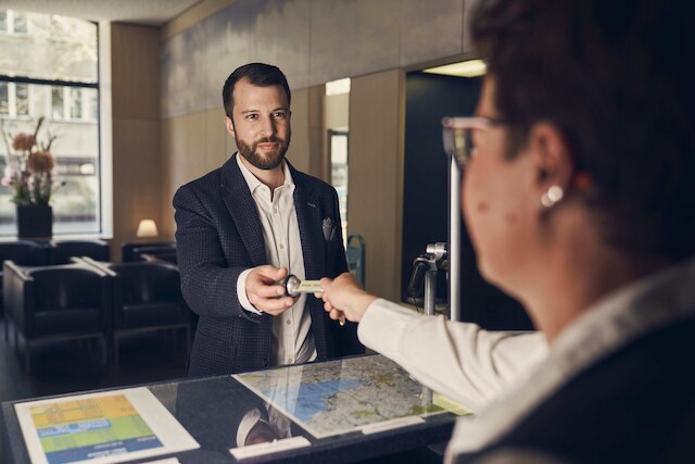 ブリストル ホテル