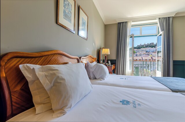 ホテル メトロポール