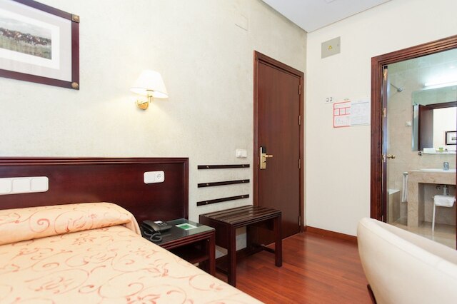 ホテル ダービー セビリア