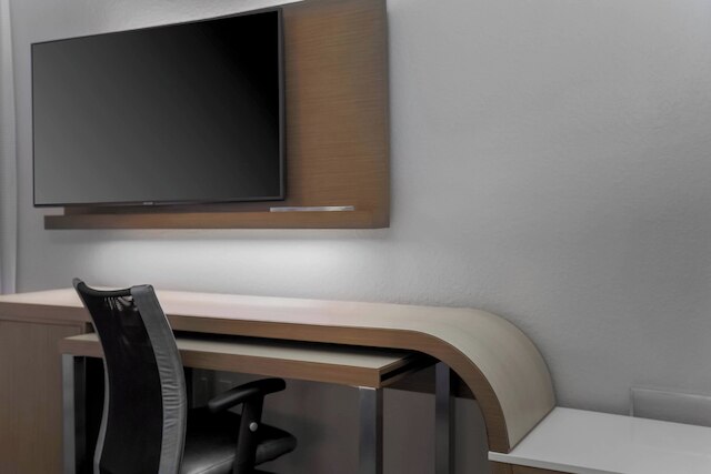 コートヤード バイ マリオット タンパ ブランドン