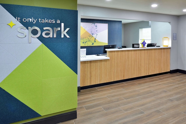 スパーク by ヒルトン ダラス メディカル ディストリクト ラブ フィールド