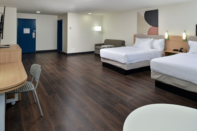 スパーク by ヒルトン ダラス メディカル ディストリクト ラブ フィールド