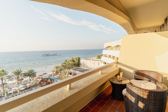 オクシデンタル シャルジャ グランド