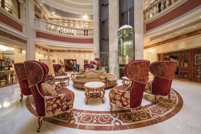 プレミア パレス ホテル