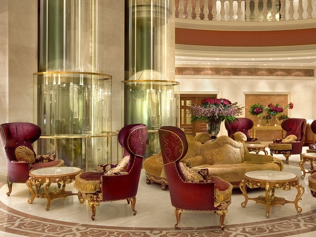 プレミア パレス ホテル