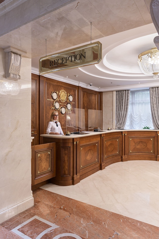 プレミア パレス ホテル