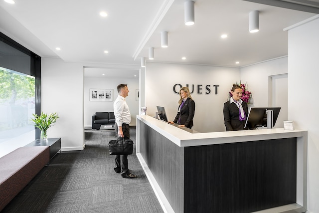 クエスト サウスバンク