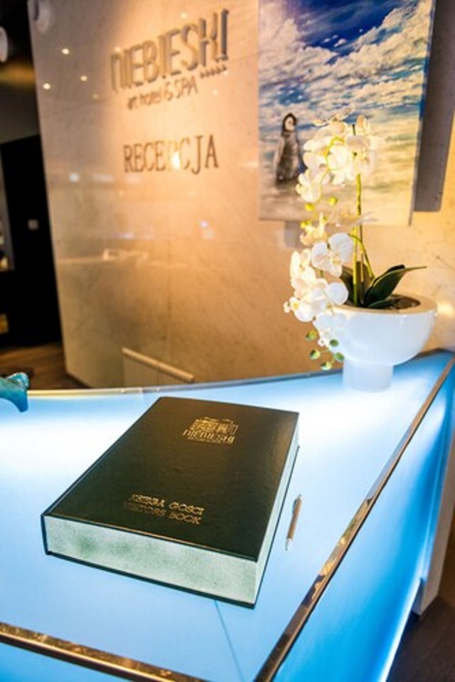 ニビエスキ アート ホテル & スパ