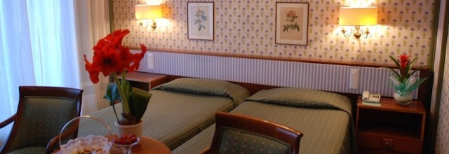 ホテル ラ レジデンス & イドロキネージス