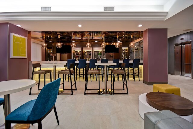 ハンプトン イン ーYJFK