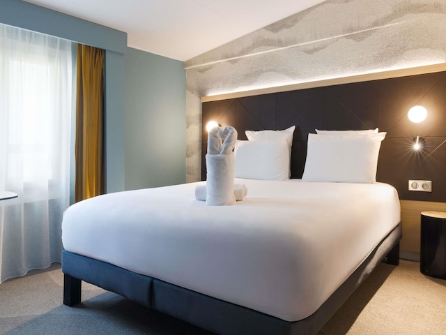 メルキュール アヌシー サントル