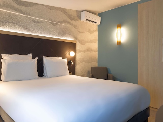 メルキュール アヌシー サントル