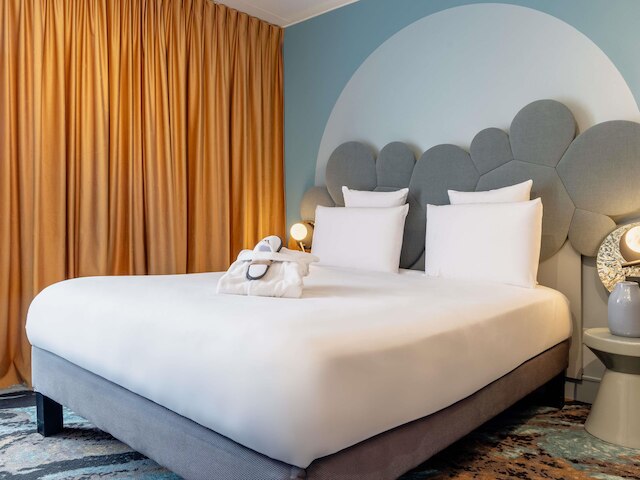 メルキュール アヌシー サントル