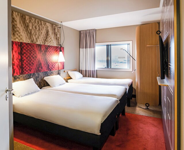 イビス マンチェスター センター 96 ポートランド ストリート