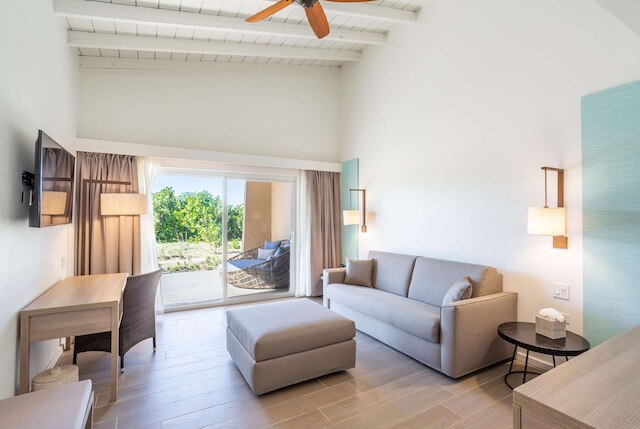 ウィンダム トルトラ BVI ランバート ビーチ リゾート