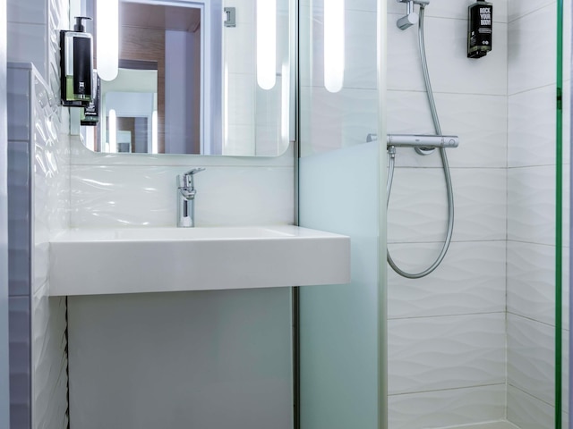 イビス スタイルズ ラ ロシェル センター ヴュー ポルト