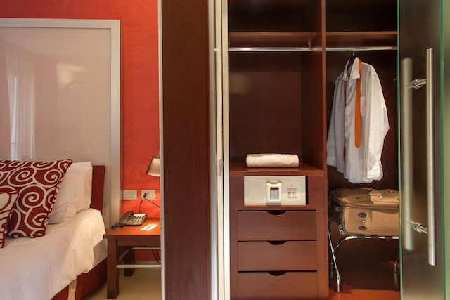 ラ グリフェ  ホテル