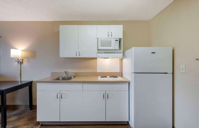 エクステンデット ステイ アメリカ スイーツ オレンジ カウンティ カテラ アベニュー