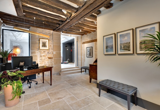 ホテル レ リブズ デ ノートルダム